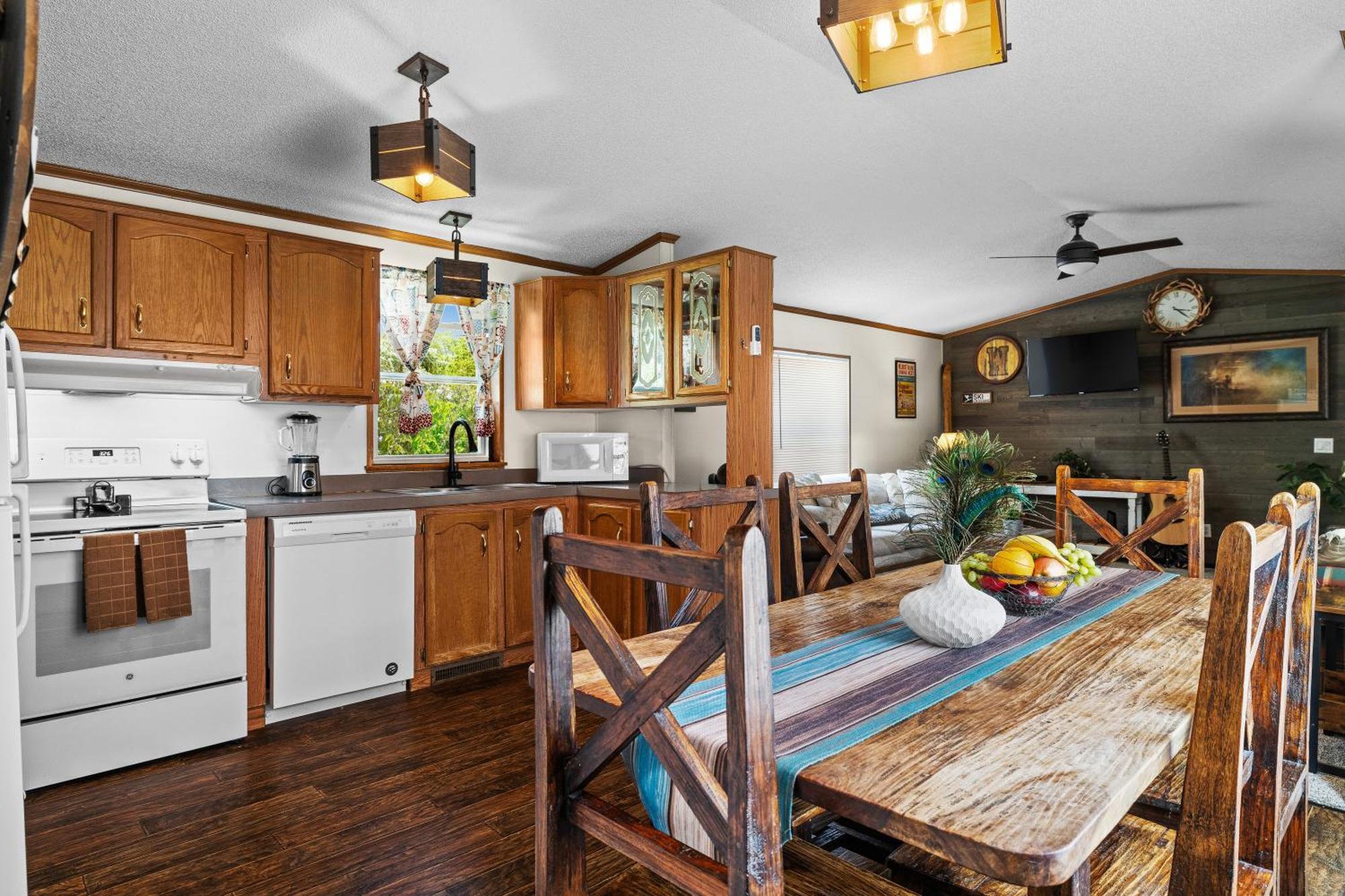 Let'S Go ! Fisherman, Families, Pools One Minute From Your Door, Comfort, Location Perfect, Amenity-Rich, Pup Friendly, Discover An Exceptional Wyoming Stay, Thermopolis River Walk Home At Hot Springs State Park, 'Where Families And Fisherman Stay' المظهر الخارجي الصورة